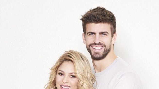 Шакира показа малкия Саша