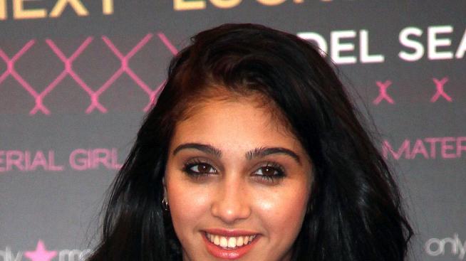 Бащата на Лурдес Леон бил по-строг от Мадона