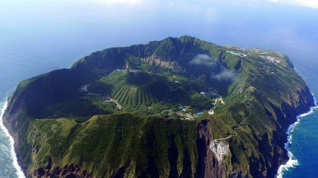 Аогашима – японският остров-вулкан