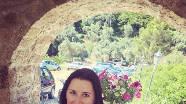 Бясно карай на червено... Кобилкина пее Ивана в метро (ВИДЕО)