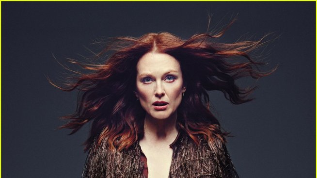 Джулиан Мур: Станах атеистка, защото сама създадох живота си