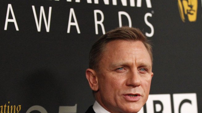 Даниел Крейг се пребори за шофьорска книжка в Ню Йорк