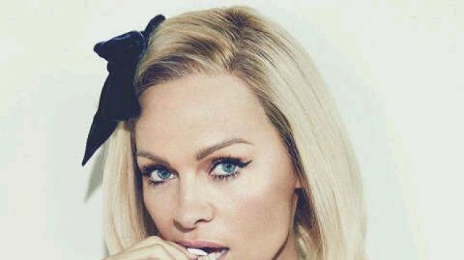 Памела Андерсън – русата амбиция в ново амплоа