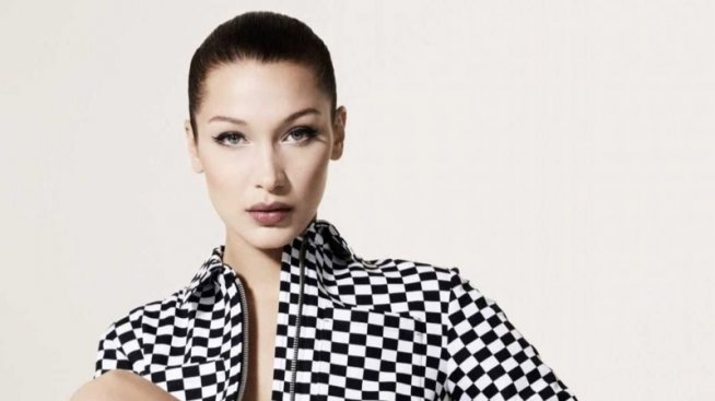 Класика в черно и бяло с Бела Хадид