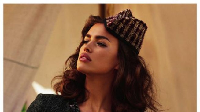 Кейт Ъптън и Ирина Шейк лекуват животни по бикини