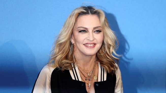 Гейове и лесбийки с признание към Мадона