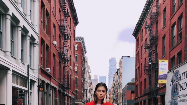 Експеримент: Жена носи 1 аутфит за 2 месеца