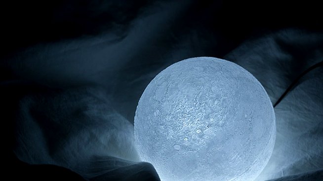 На лунна светлина...