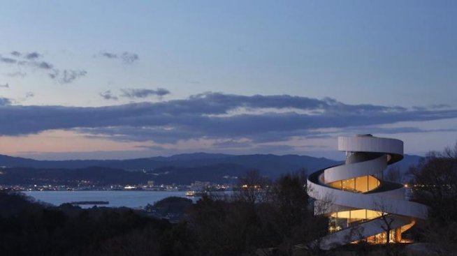 Зашеметяващ сватбен параклис