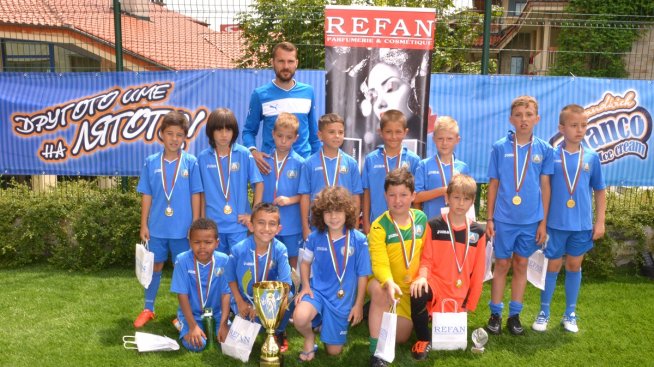 Refan Sofia Cup паралелно с Европейското по футбол