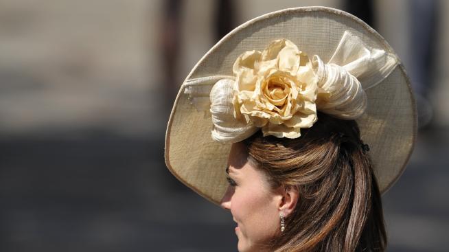 Кейт Мидълтън е "носител на шапка на годината"
