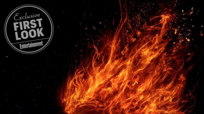 Софи Търнър от „Игра на тронове“ в гореща сесия