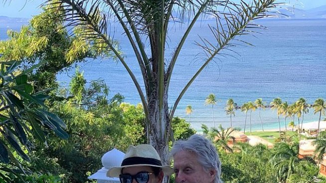 Майкъл Дъглас разкри защо бракът му с Катрин работи