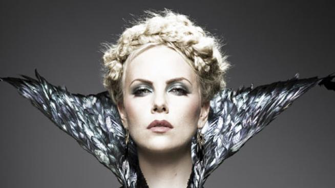 Чарлийз Терон искала да убие Кристен Стюарт... във филм