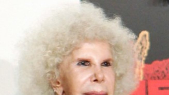 Най-богатата испанка раздава парите си, за да се омъжи