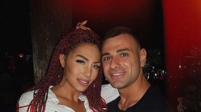 Джулиана в Тайланд по Коледа:  Чака диамантен пръстен