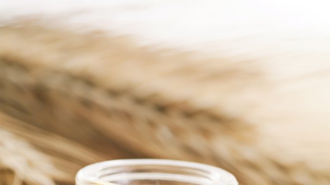 Маска за коса с горещо растително масло