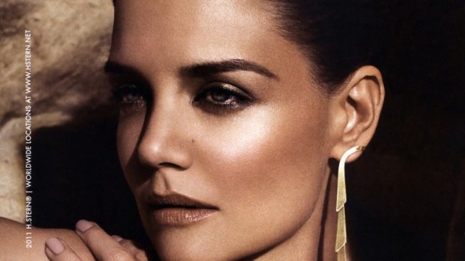 Кейти Холмс се завърна...като модел (видео)