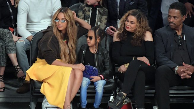 Бионсе активистка: Застъпи се за правата на жените