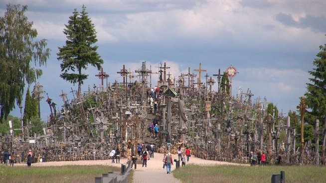 Хълмът на кръстовете