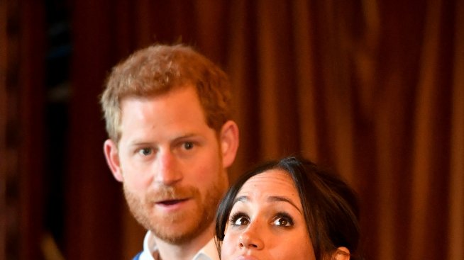 Маркъл репетира за сватба и на малкия екран