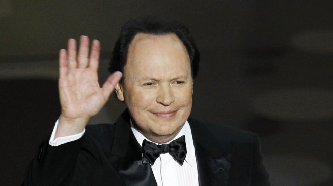 Били Кристъл сменя Еди Мърфи на наградите „Оскар“