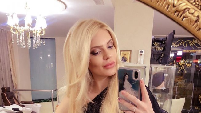 Мис България 2017 роди момиченце