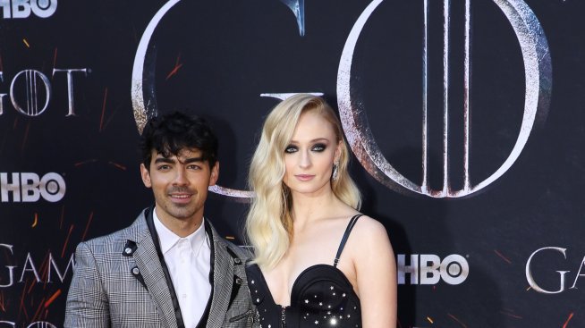 Партита за Джо Джонас и Софи Търнър преди сватбата