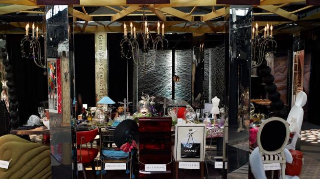 Дизайнерски маси за благотворителност