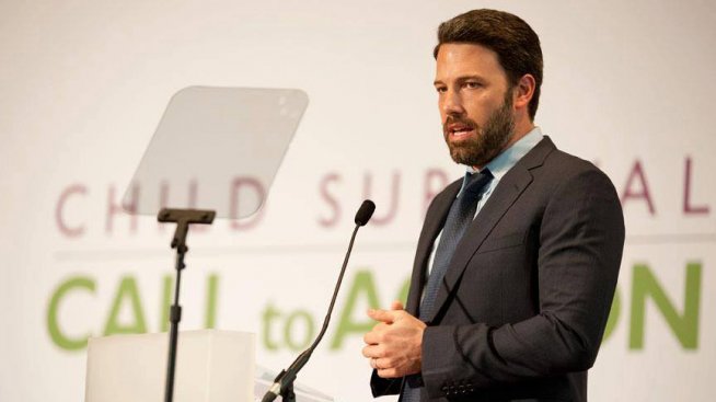 Смешният татус на Бен Афлек се оказа траен