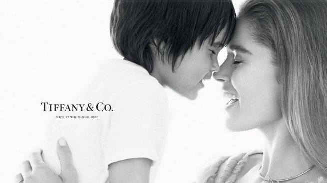 Моменти на близост с бижута