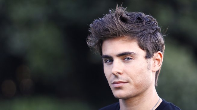 Зак Ефрон в нужда се познава