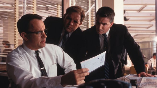 Как да се справите с любопитните си колеги