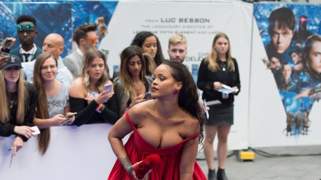 Чар или бедствие: Риана и фаталното червено