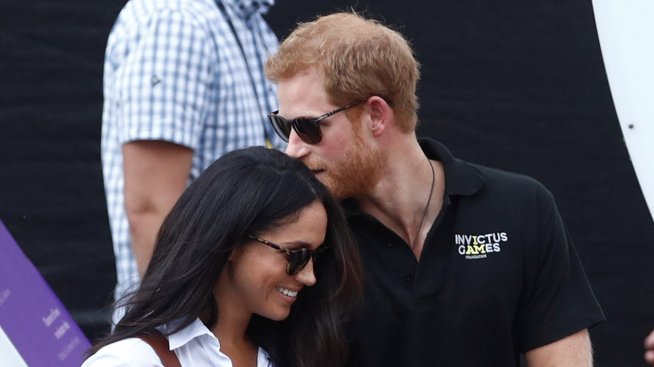 Елизабет Втора с внушителен сватбен подарък към Меган и Хари