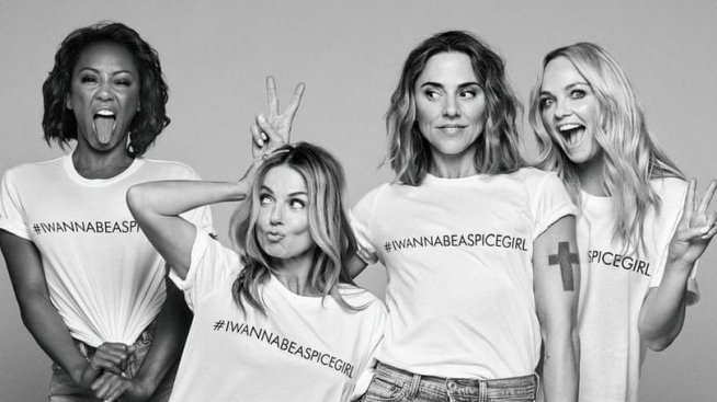 Тениски на &bdquo;Spice Girls&ldquo; разгневиха британците