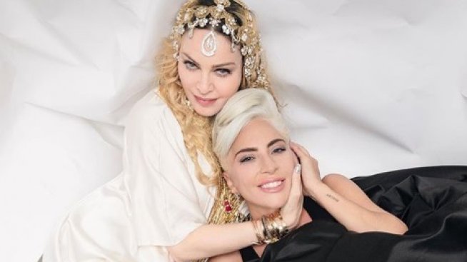 Като истински приятелки: Мадона и Гага позират след Оскарите