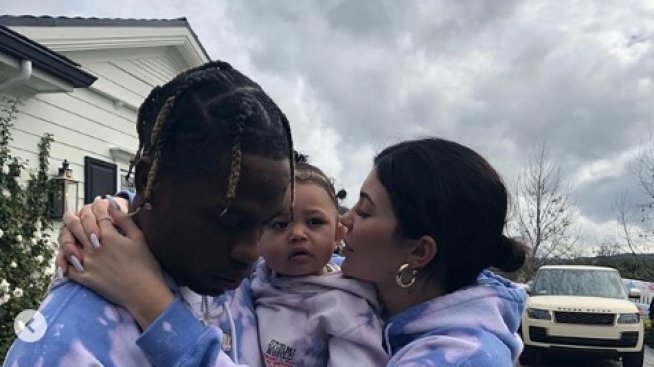 Кайли Дженър купи Lamborghini на Травис Скот