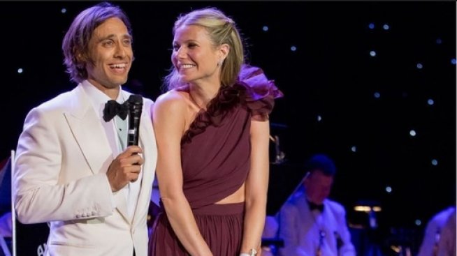 Гуинет Полтроу с гаджето си на романтичен уикенд в Мексико