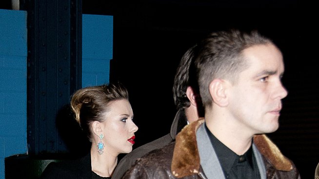 Скарлет Йохансон се сгоди?