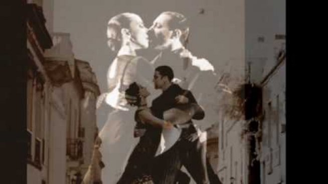 И Gotan Project ще нагорещяват бургаския пясък