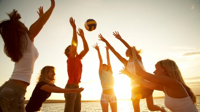 Как да създавате социални контакти през лятото