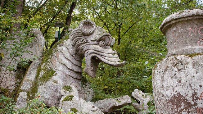 Градината на чудовищата