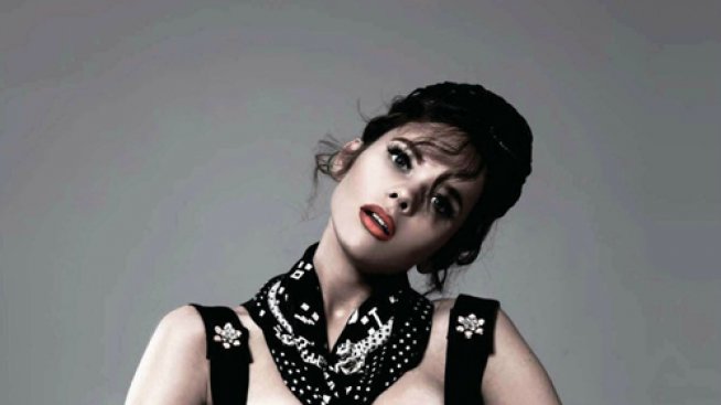 Закачливо, уж по момчешки