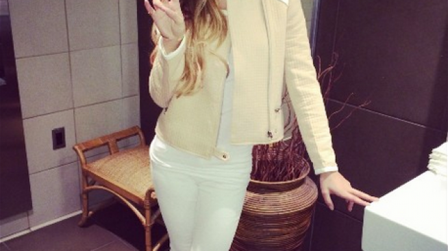 Черил Коул похарчила 18 000 паунда за статуя