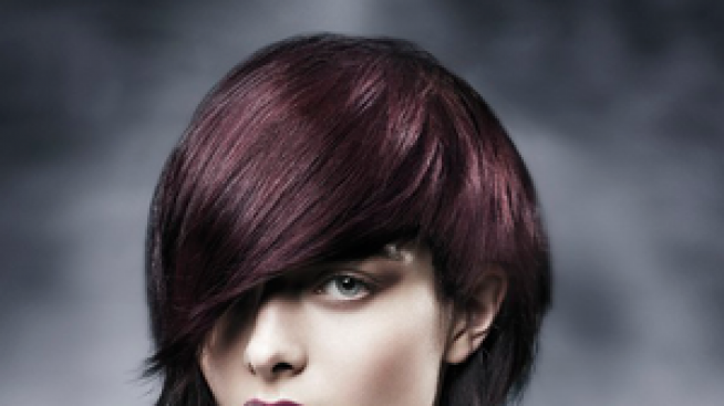 Асиметричната прическа боб