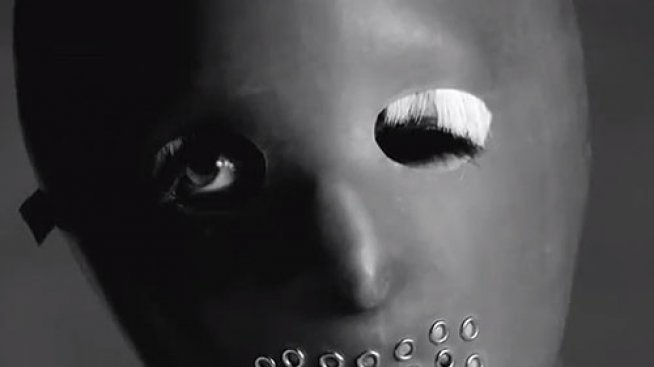 Лейди Гага се превърна в Ханибал Лектър (видео)