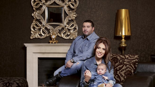 Златка Димитрова се оправи със свекървата, показа сина си