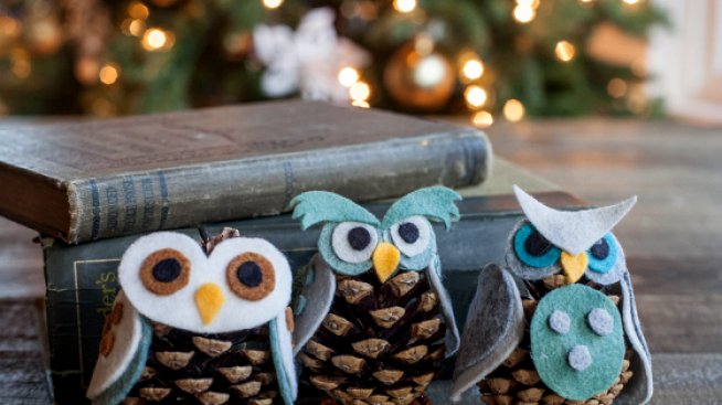 Направи си сам: Коледен бухал от шишарка