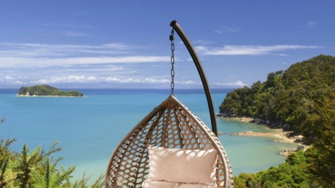 Висящият стол – красота и удобство в едно